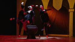 modern dance performance 2007